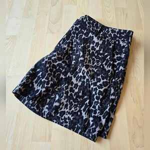 Isaac Mizrahi Leopard Print Shorts Size 16